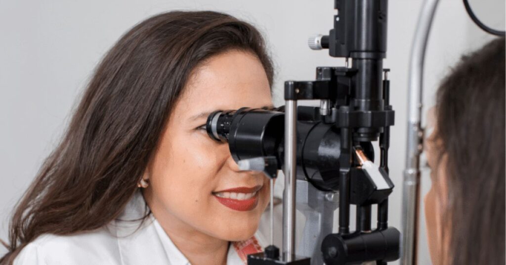 Exame de mapeamento de retina em vila velha es